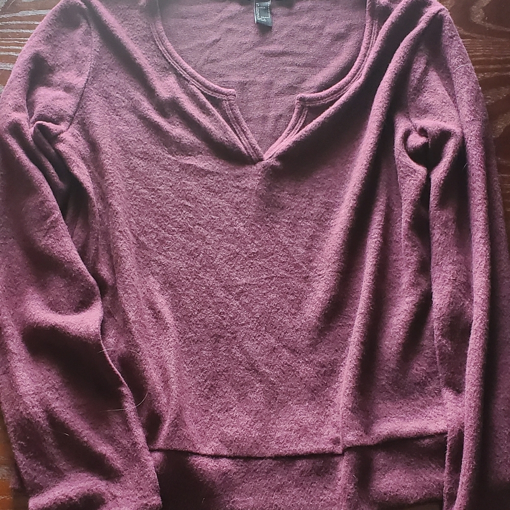 Forever 21 light Maroon Sweater
